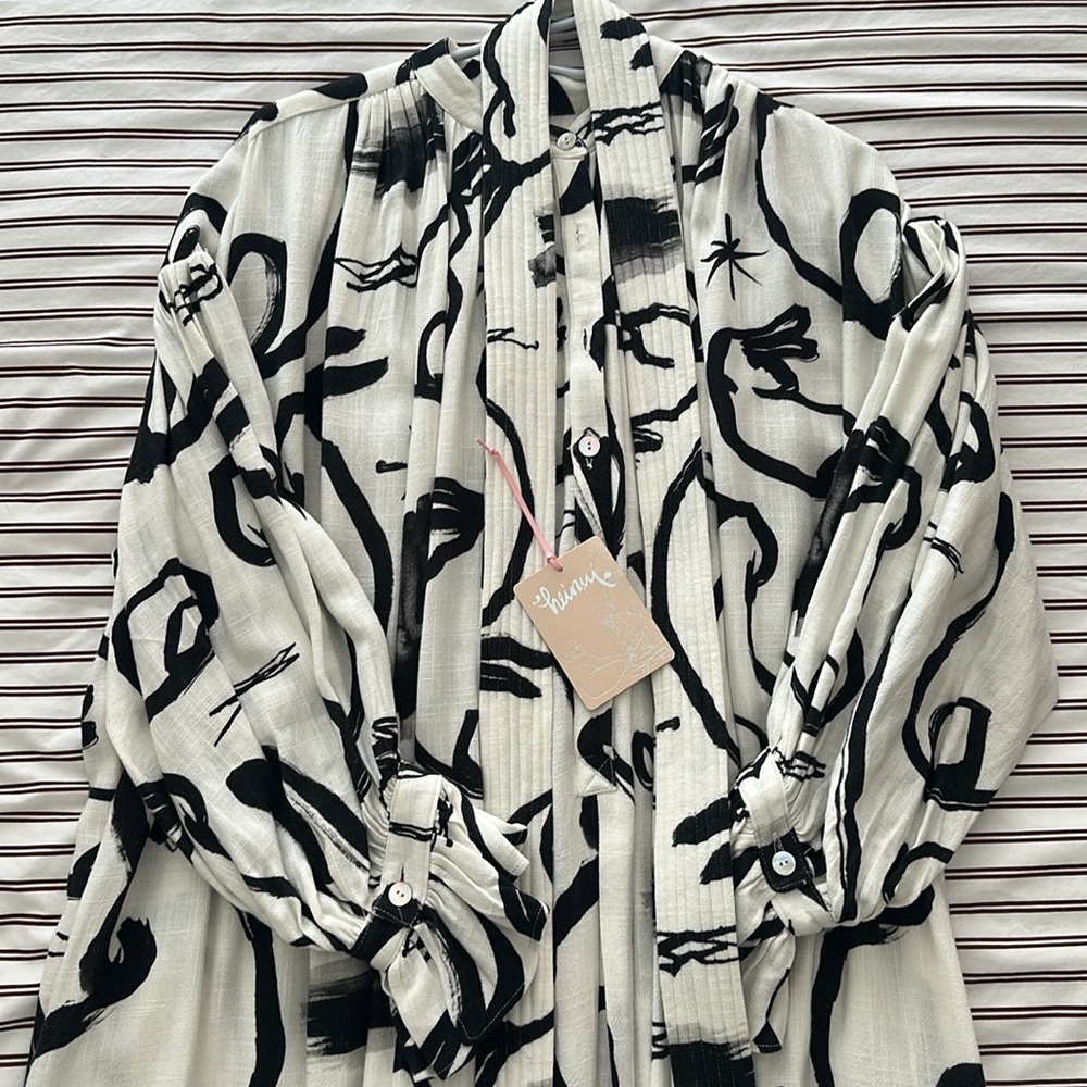 Claire Heinui Cleo Dress in Bunny Print - Picture 6 of 8